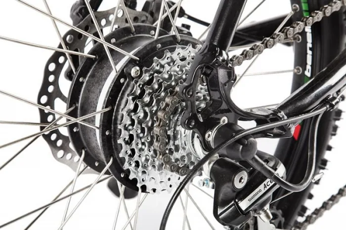 benelli-city-link-sport-professional-3 Электровелосипед (велогибрид) Benelli City Link Sport Professional с ручкой газа Чёрный — изображение 4