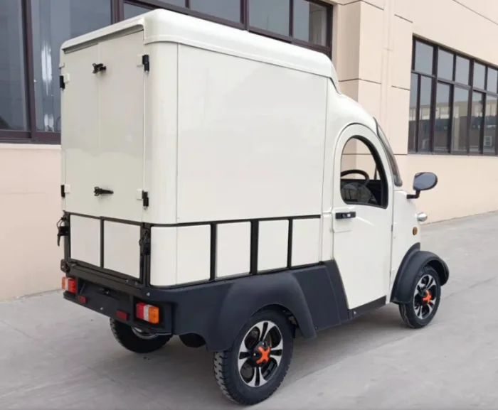 elektrokvadrotsikl-gruzovoj-greencamel-tender-x1200-kvadro-72v-2500w-kabina-box-ponizhayuschaya-3 Электроквадроцикл грузовой GreenCamel Тендер X1200 Квадро (72V 2500W) кабина, BOX, понижающая — изображение 4