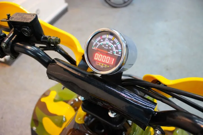 Электроквадроцикл Mytoy T-600 800W Желтый камуфляж — изображение 5