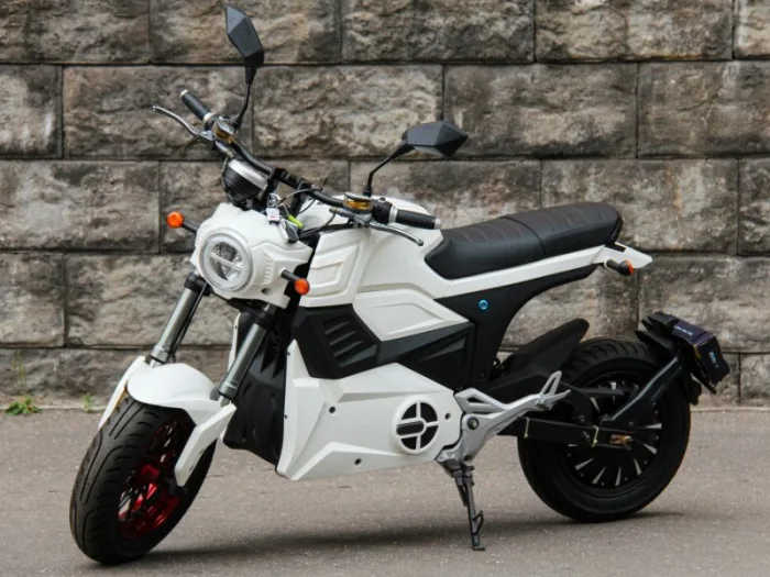 Электромотоцикл GreenCamel Бренди (72V 2000W R12) — изображение 6