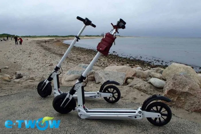 Электросамокат E-TWOW GENERIC TWO S2 ECO Е-Туов Дженерик Ту С2 Эко черный — изображение 10