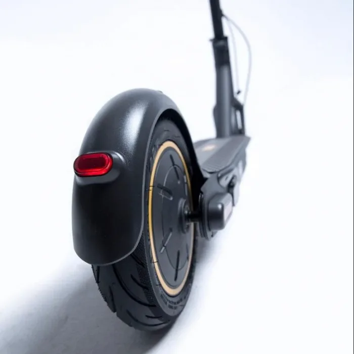 Электросамокат Ninebot KickScooter MAX G30 — изображение 3