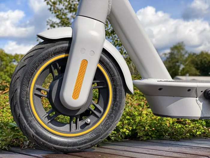 Электросамокат Ninebot KickScooter MAX G30LP — изображение 6