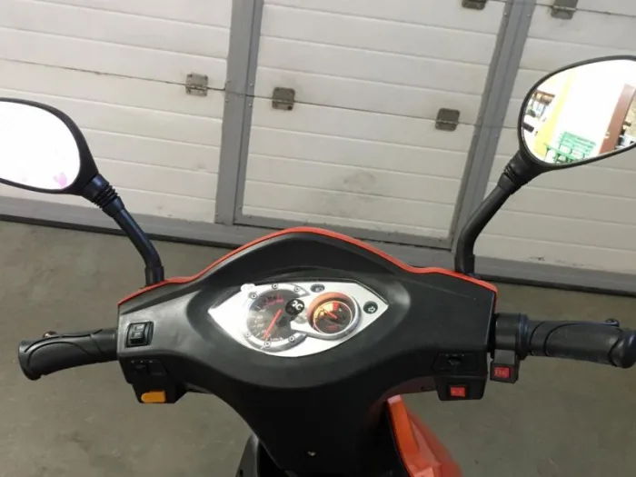 Электроскутер Etrike Super ONE 850 — изображение 6