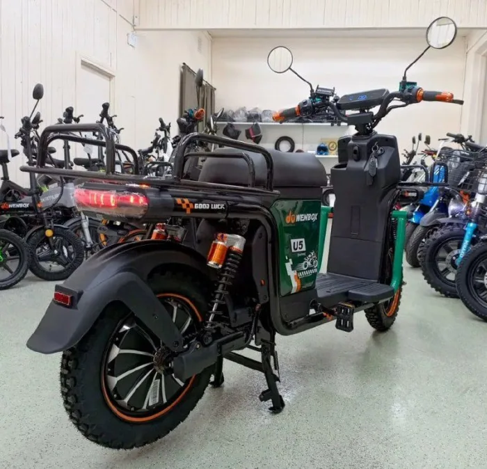 Электроскутер Gbike Troika 1500W 60V38A — изображение 4