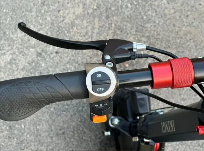 Электроскутер IKINGI M4 Pro Черный — изображение 6