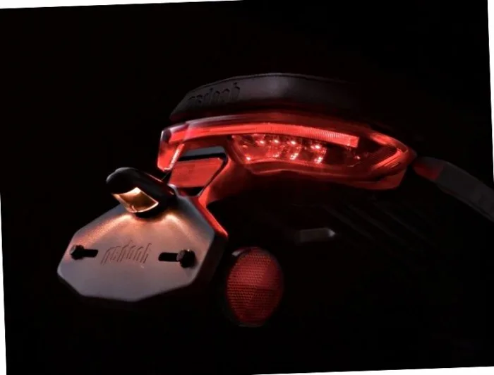 Электроскутер Doohan iTank EV3 Pro 3000w Green 2 Аккумулятора 60V26Ah+Кофры+Чехол+Перчатки — изображение 4