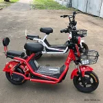 Электроскутер NEO 500 красный и белый цвет — изображение 2