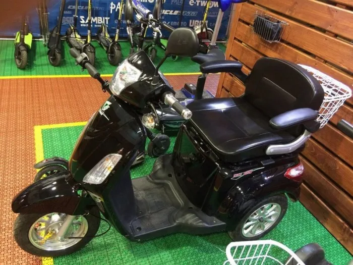 Электроскутер Volteco Trike 800 Вольтеко Трайк 1000 Вт — изображение 7