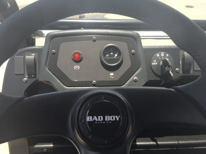 golfkar-bad-boy-recoil-4 Гольфкар BAD BOY RECOIL — изображение 5