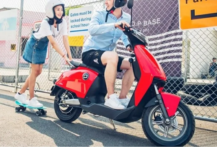 Электроскутер Super Soco CU 1200W — изображение 5