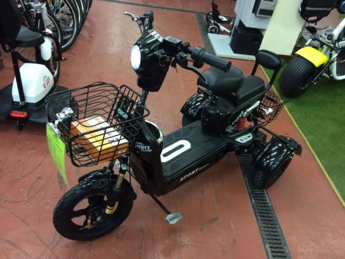 Электроскутер Trike 500W - электротрицикл грузовой Greengo V6 500W — изображение 4