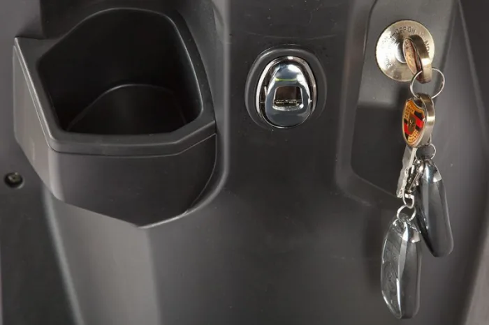 Электроскутер ZIng Vinni 800W 60v 20Ah — изображение 3