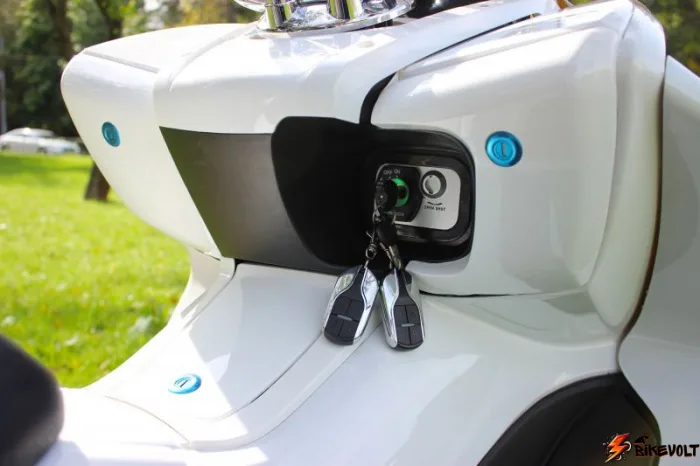skuter-dlja-pozhilih-ljudej-i-invalidov-e-toro-mobility-33m-4 Скутер для пожилых людей и инвалидов E-toro mobility 33М — изображение 5