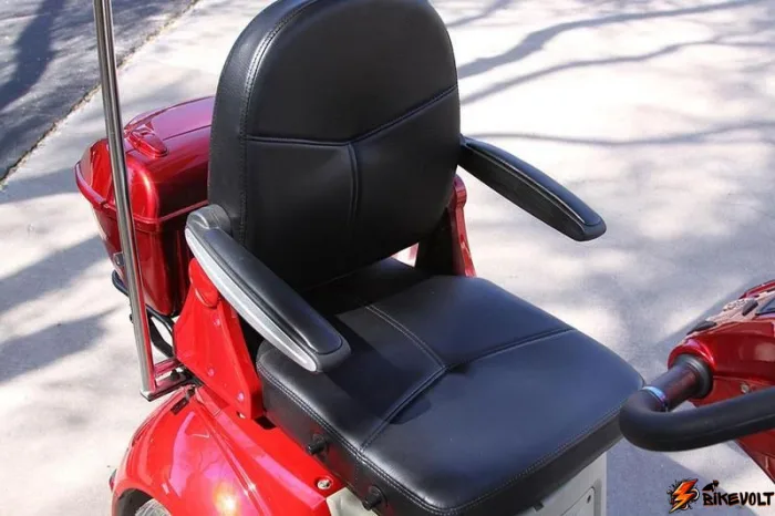 skuter-dlya-pozhilyh-lyudej-i-invalidov-e-toro-mobility-54-4 Скутер для пожилых людей и инвалидов E-toro mobility 54 — изображение 5