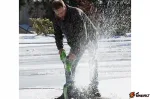 Снегоуборщик-лопата бесщеточный аккумуляторный 30 см 80V GREENWORKS G80SS30K2 — изображение 2