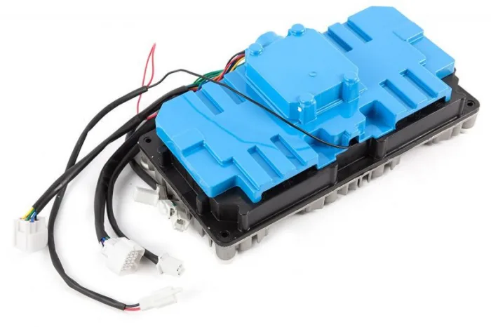 zamena-kontrollera-na-analogichnyj-usluga-dlya-elektrokvadratsiklov-elektrotritsiklov-elektromototsiklov-0 Замена контроллера на аналогичный (услуга) для электроквадрациклов / электротрициклов / электромотоциклов — изображение 1